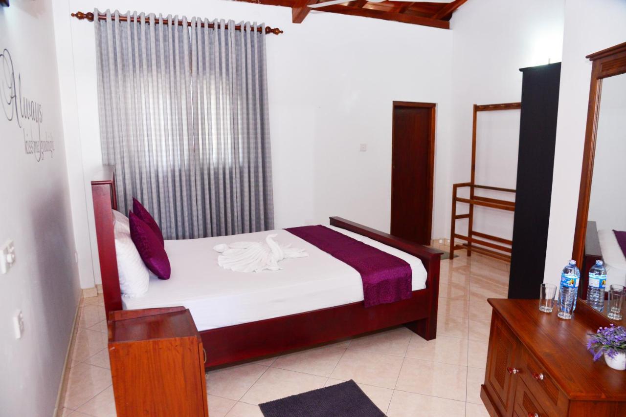 Cinnamon Holiday Inn Hikkaduwa Luaran gambar